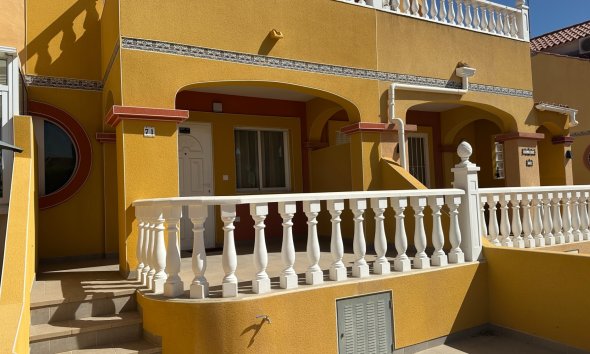 Resale - Townhouse / Terraced House - Orihuela Costa - La Regia