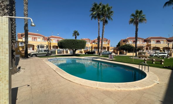 Resale - Townhouse / Terraced House - Orihuela Costa - La Regia