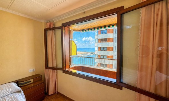 Resale - Apartament / Duplex - Torrevieja - Playa del Acequión