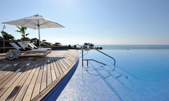 Resale - Apartament / Duplex - Orihuela Costa - Las Colinas Golf