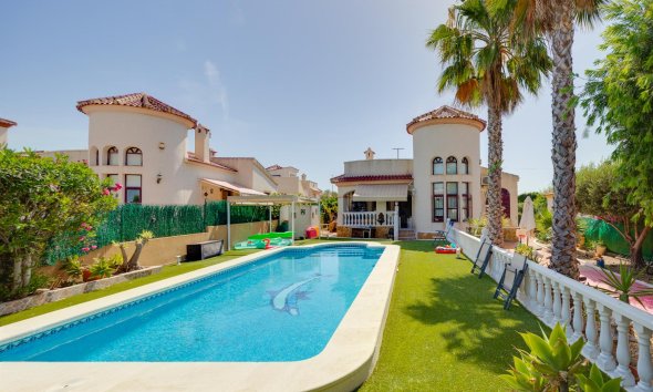 Reventa - Villa / Casa - San Fulgencio - La Marina