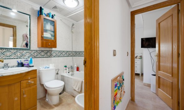 Reventa - Villa / Casa - San Fulgencio - La Marina