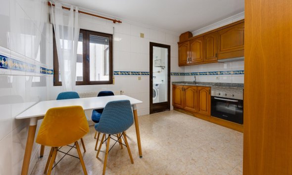 Resale - Apartament / Duplex - San Miguel de Salinas