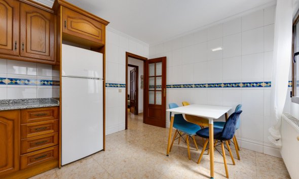 Resale - Apartament / Duplex - San Miguel de Salinas