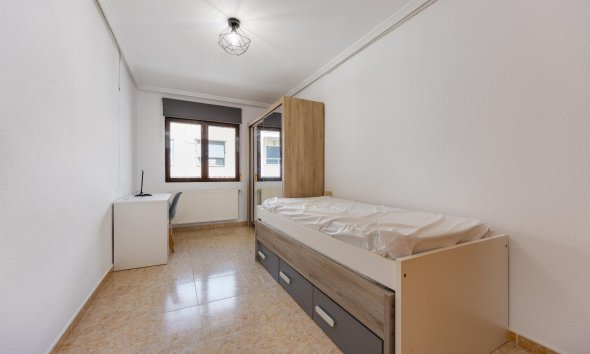 Resale - Apartament / Duplex - San Miguel de Salinas