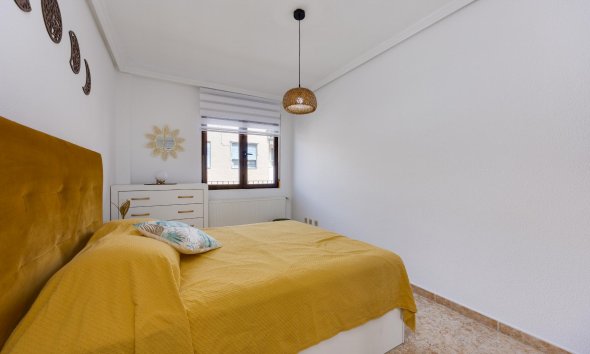 Resale - Apartament / Duplex - San Miguel de Salinas