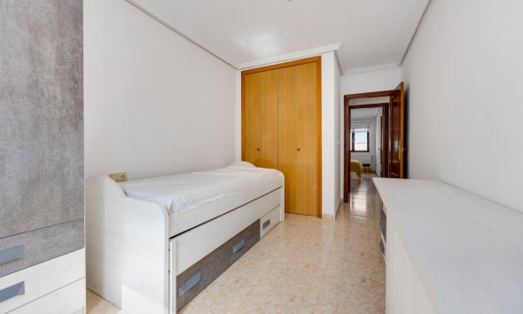 Resale - Apartament / Duplex - San Miguel de Salinas