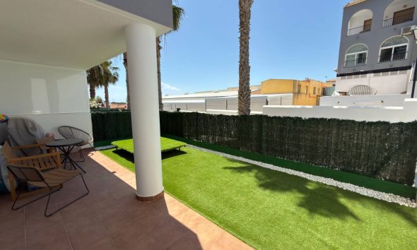 Resale - Apartament / Duplex - Orihuela Costa - La Fuente