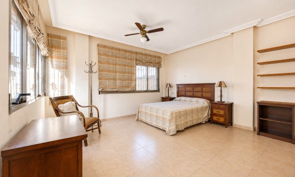 Reventa - Villa / Casa - Benejuzar