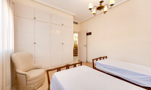 Reventa - Villa / Casa - Benejuzar