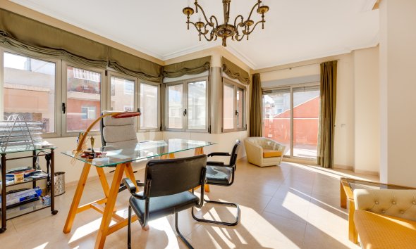 Reventa - Villa / Casa - Benejuzar