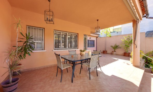 Reventa - Villa / Casa - Benejuzar