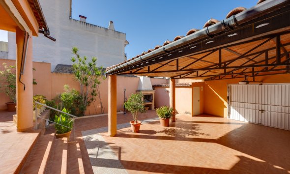 Reventa - Villa / Casa - Benejuzar