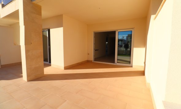 Resale - Apartament / Duplex - Guardamar del Segura - El Raso