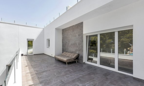 Resale - Villa / House - Torrevieja - Los Balcones