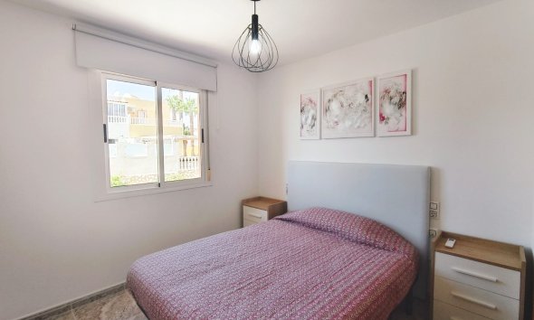 Reventa - Apartamento / Dúplex - Orihuela Costa - Villamartín
