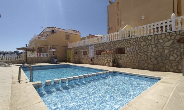 Reventa - Apartamento / Dúplex - Orihuela Costa - Villamartín