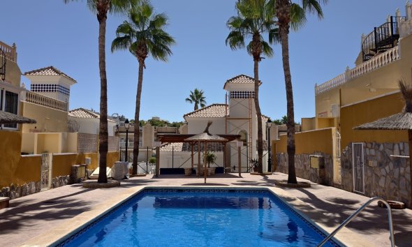 Reventa - Apartamento / Dúplex - Orihuela Costa - Villamartín