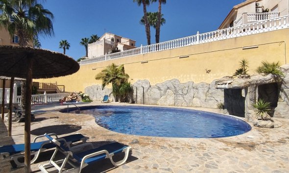 Reventa - Apartamento / Dúplex - Orihuela Costa - Villamartín