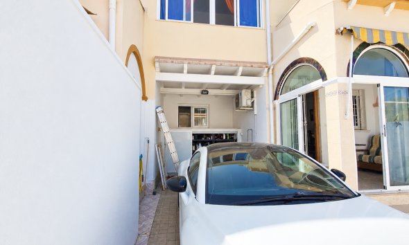 Resale - Townhouse / Terraced House - Orihuela Costa - Playa Flamenca