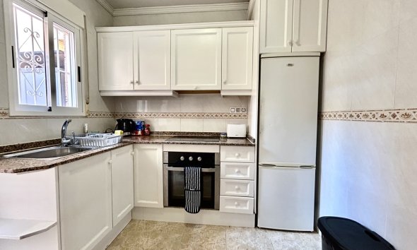 Resale - Townhouse / Terraced House - Orihuela Costa - La Zenia