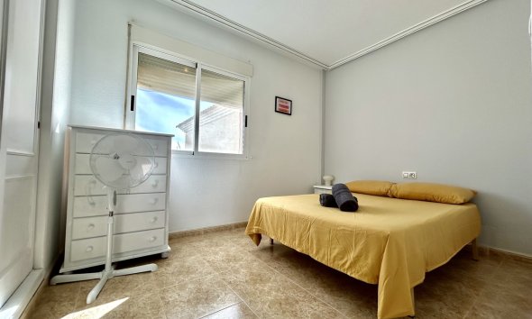 Resale - Townhouse / Terraced House - Orihuela Costa - La Zenia