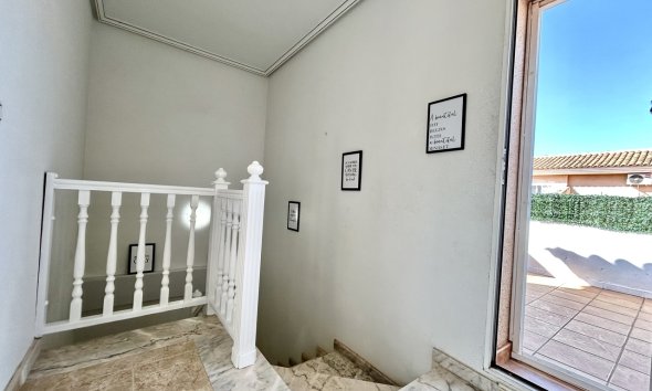 Resale - Townhouse / Terraced House - Orihuela Costa - La Zenia