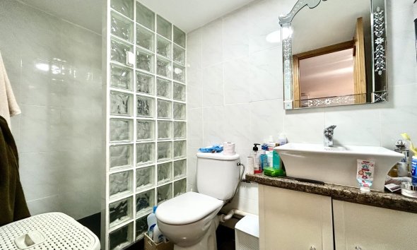 Resale - Townhouse / Terraced House - Torrevieja - Los Balcones