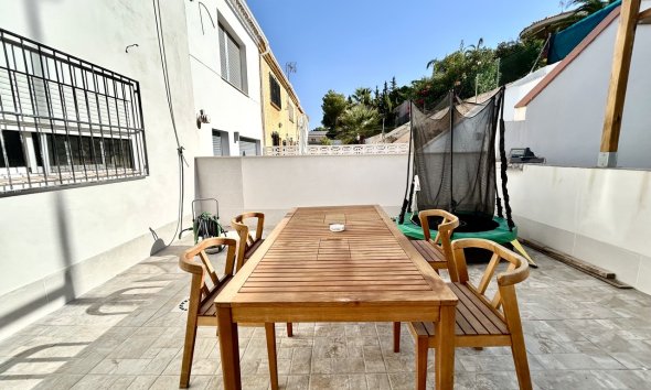 Resale - Townhouse / Terraced House - Torrevieja - Los Balcones