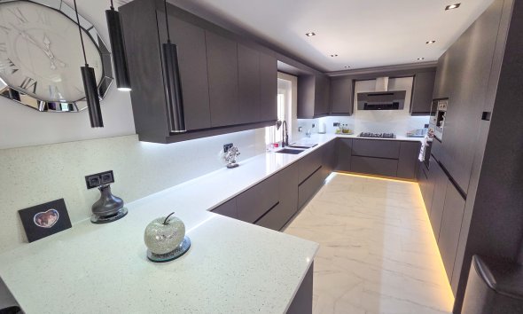 Reventa - Villa / Casa - Crevillente