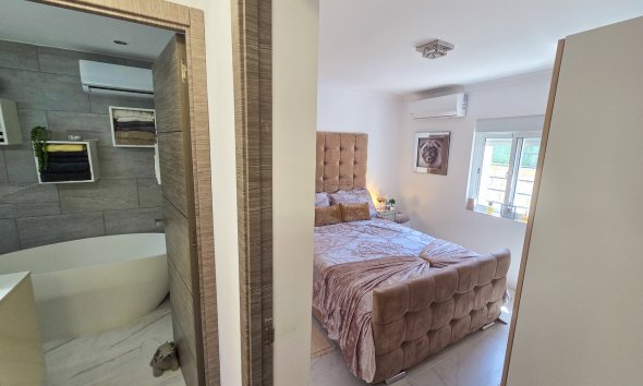 Reventa - Villa / Casa - Crevillente