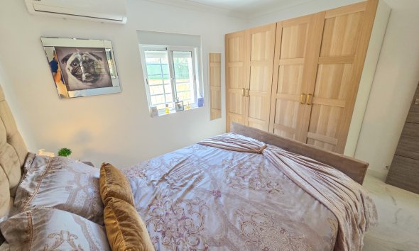 Reventa - Villa / Casa - Crevillente