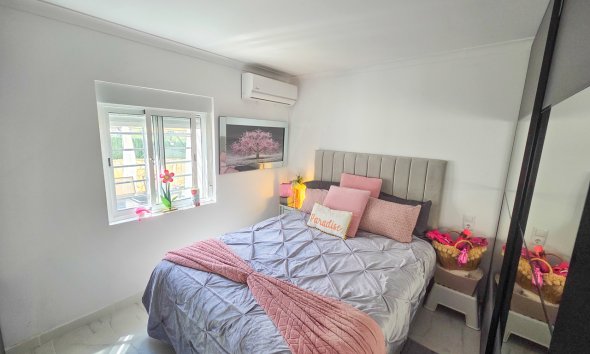 Reventa - Villa / Casa - Crevillente