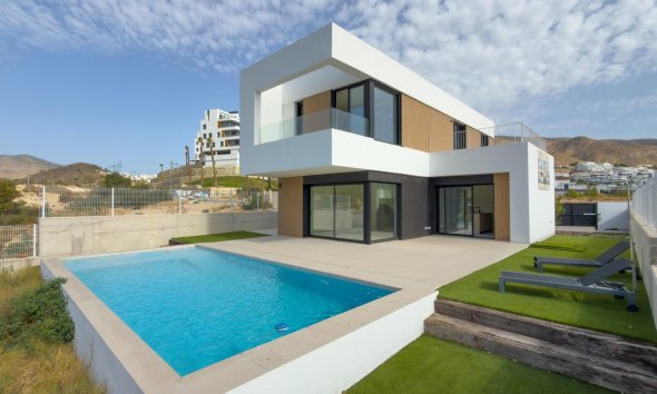 Obra nueva - Villa / Casa - Finestrat