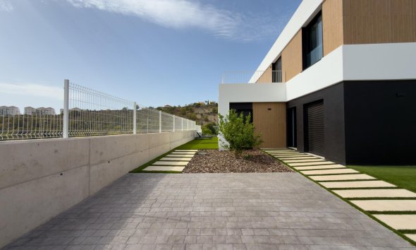 Obra nueva - Villa / Casa - Finestrat