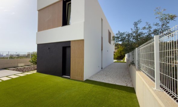 Obra nueva - Villa / Casa - Finestrat