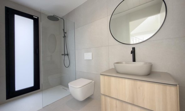 Obra nueva - Villa / Casa - Finestrat