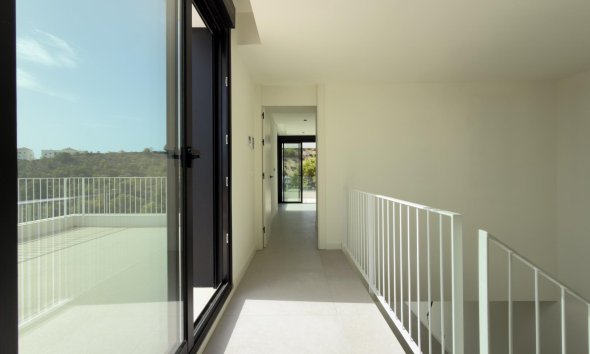 Obra nueva - Villa / Casa - Finestrat
