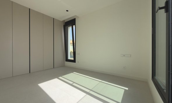 Obra nueva - Villa / Casa - Finestrat