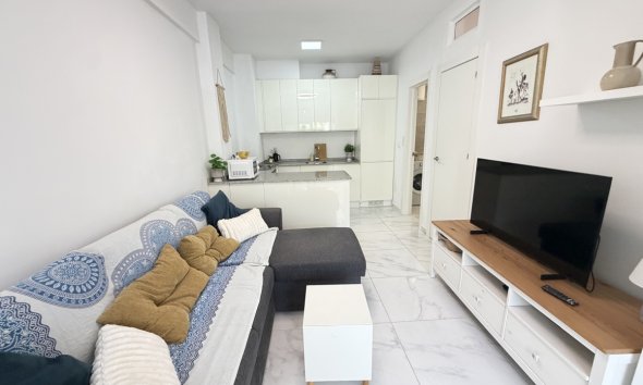 Reventa - Apartamento / Dúplex - Orihuela Costa - La Zenia