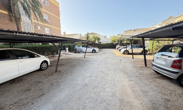Reventa - Apartamento / Dúplex - Orihuela Costa - La Zenia