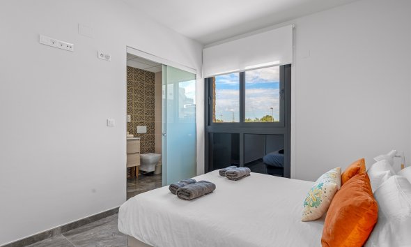 Reventa - Apartamento / Dúplex - Orihuela Costa - Los Altos