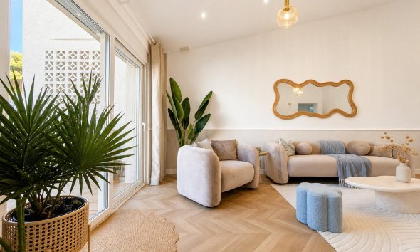Resale - Townhouse / Terraced House - Orihuela Costa - Punta Prima