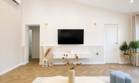 Resale - Townhouse / Terraced House - Orihuela Costa - Punta Prima