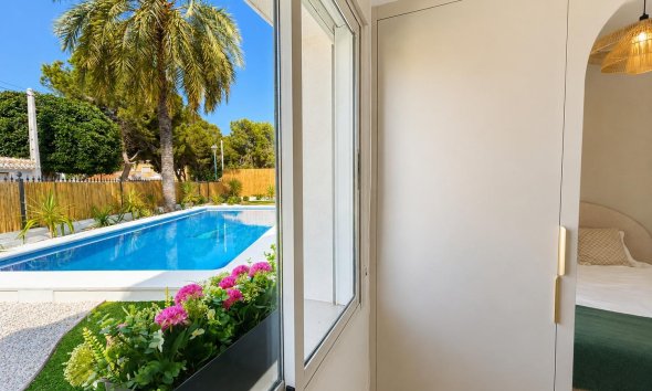 Resale - Townhouse / Terraced House - Orihuela Costa - Punta Prima