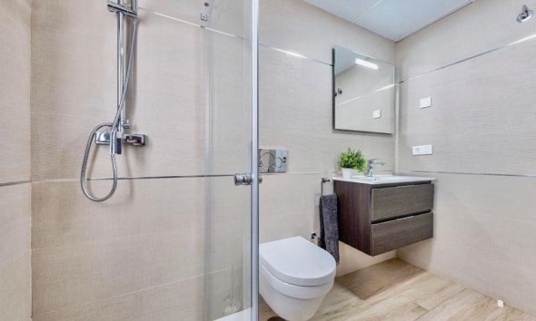 Resale - Townhouse / Terraced House - Finestrat - Urbanización