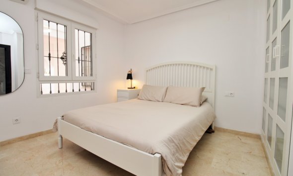 Resale - Apartament / Duplex - Orihuela Costa - Villamartín