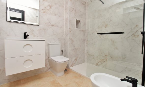 Resale - Apartament / Duplex - Orihuela Costa - Villamartín
