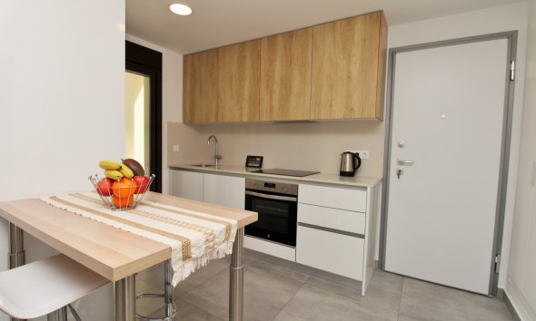 Resale - Villa / House - Orihuela Costa - PAU 8