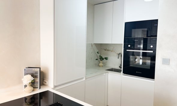 Rynek Wtórny - Apartament / Duplex - Torrevieja - Centro
